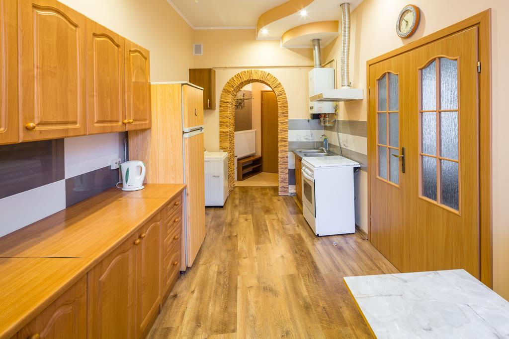 Appartement Rynok Square 5 Зі Світлом! à Lviv Extérieur photo